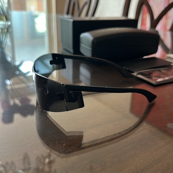 NWT Versace Men’s Shield Sunglasses - Picture 4 of 6